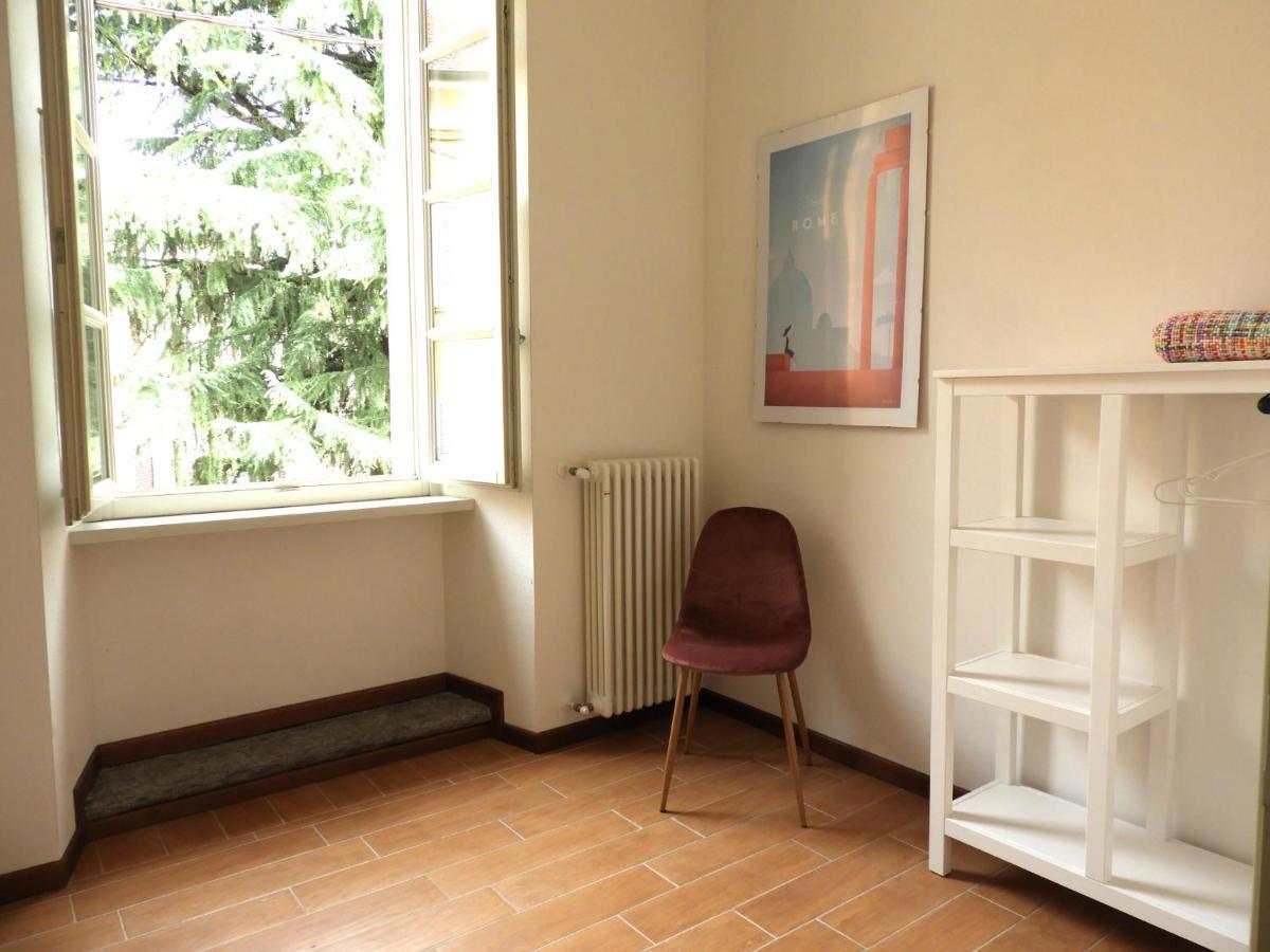 Maghetti - Modernized Flat In Historic Palazzo In The Center Of Apartment Luino