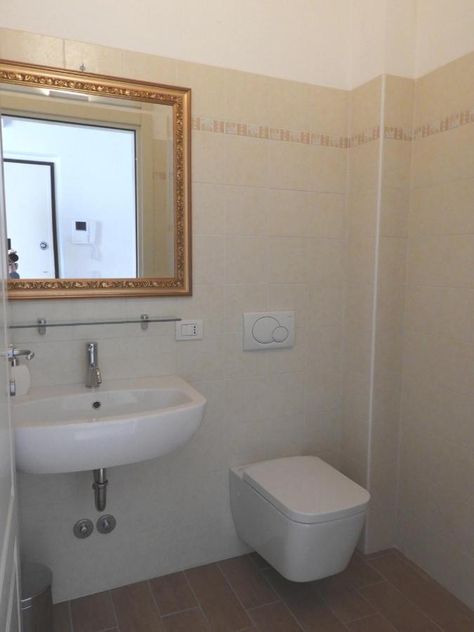 Apartment Maghetti - Modernized Flat In Historic Palazzo In The Center Of